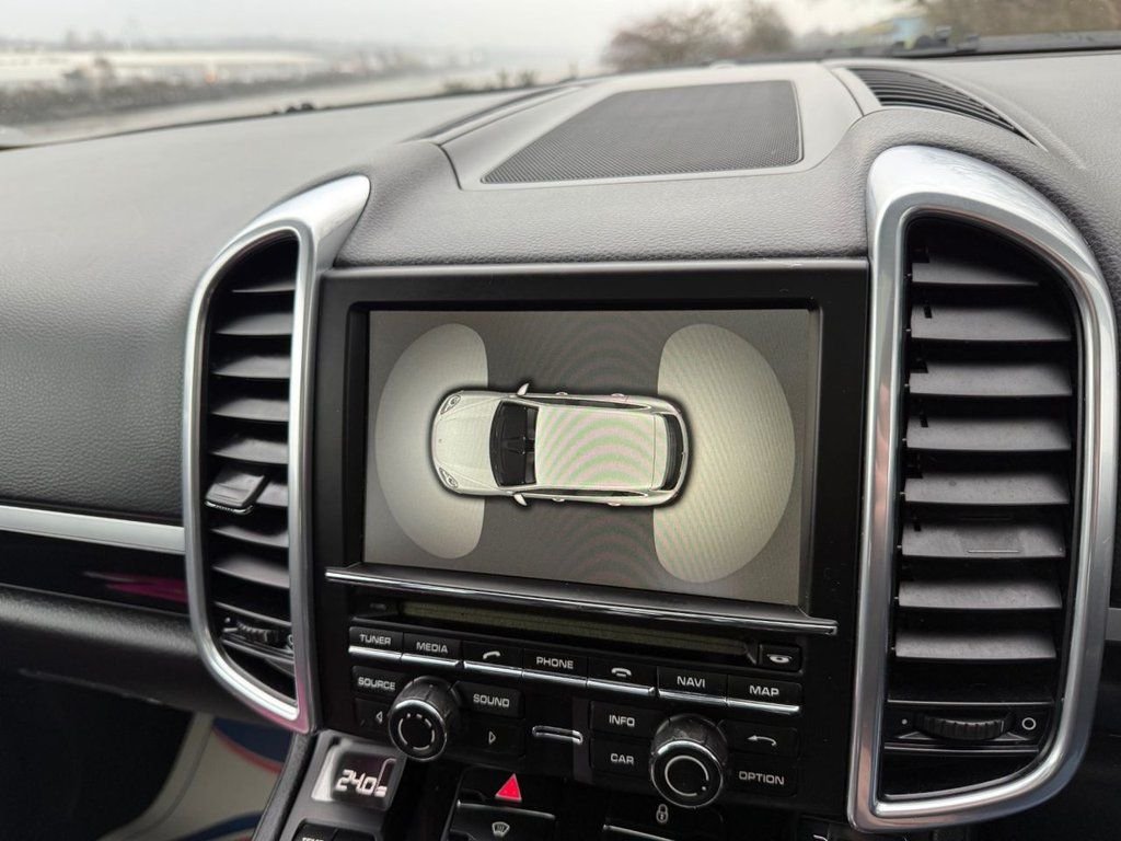 Used Porsche Cayenne 2013 for sale - 78017005: Photo 16