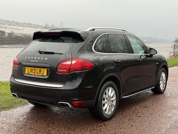 Used Porsche Cayenne 2013 for sale - 78017005: Photo