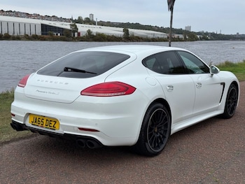 Used Porsche Panamera 2015 for sale - 79058621: Photo