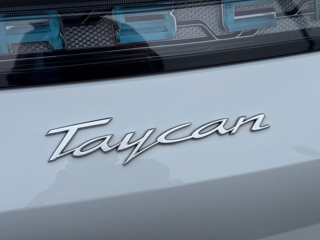 Used Porsche Taycan 2023 for sale - 77780558: Photo 15