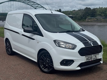 Used Ford Transit Courier 2018 for sale - 78781103: Photo