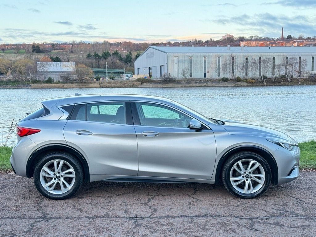 Used Infiniti Q30 2017 for sale - 78213018: Photo 3