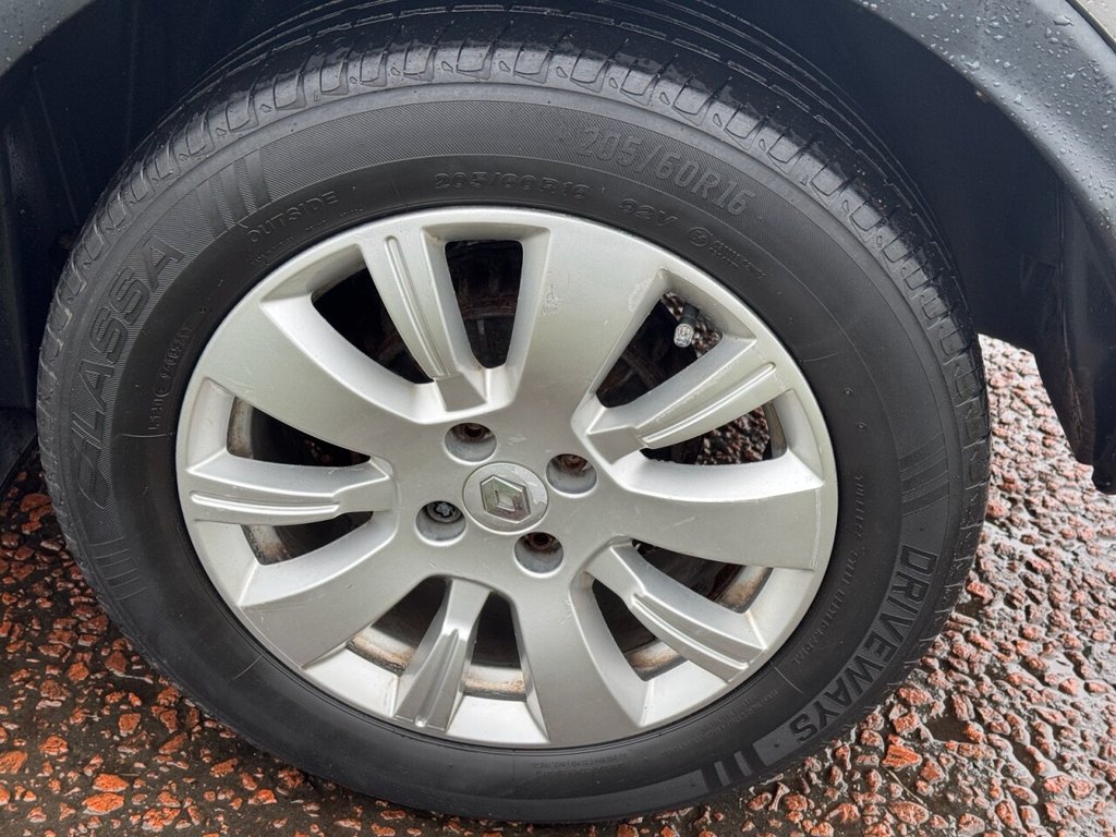 Used Renault Captur 2015 for sale - 77368914: Photo 9