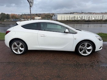 Used Vauxhall Astra GTC 2012 for sale - 77572100: Photo