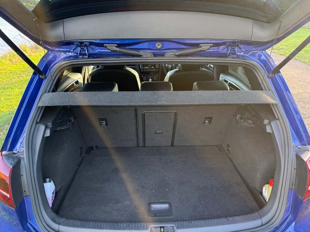 Used Volkswagen Golf 2014 for sale - 76758683: Photo 8