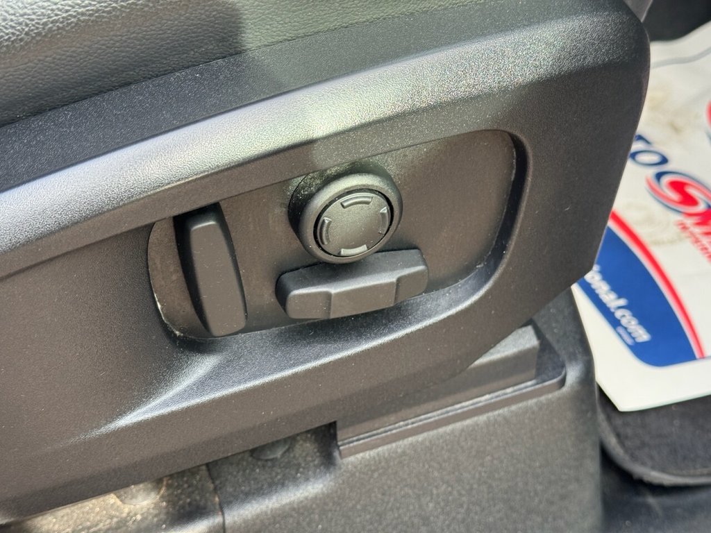 Used Land Rover Defender 2021 for sale - 77139480: Photo 19