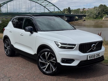 Used Volvo XC40 2018 for sale - 79254263: Photo