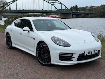 Porsche - Panamera