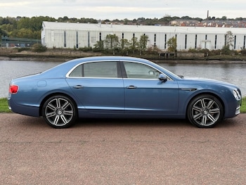 Used Bentley Flying Spur 2016 for sale - 76210786: Photo