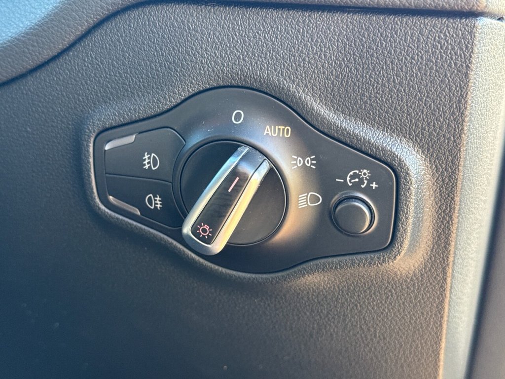 Used Audi Q5 2012 for sale - 76386029: Photo 16