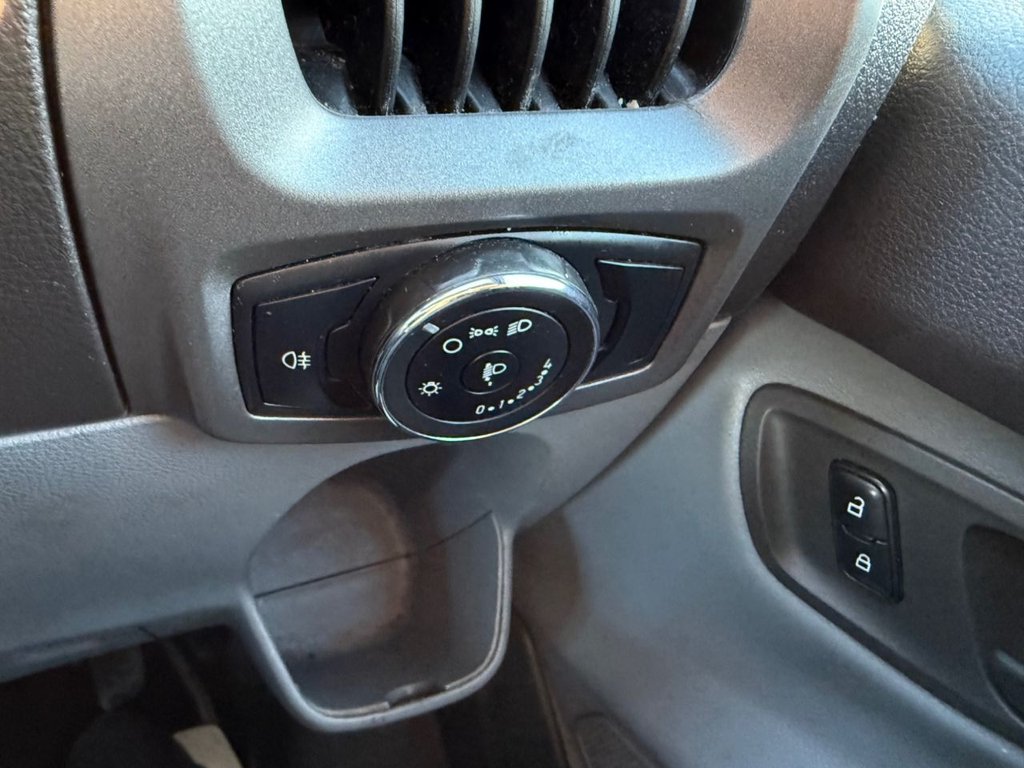 Used Ford Transit Custom 2016 for sale - 76821135: Photo 22