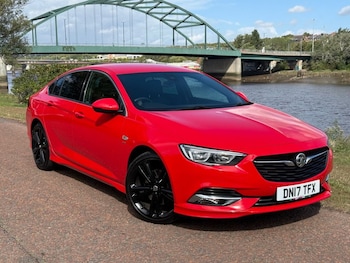 Vauxhall - Insignia