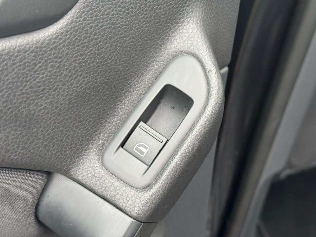 Used Volkswagen Golf 2012 for sale - 76962410: Photo 16