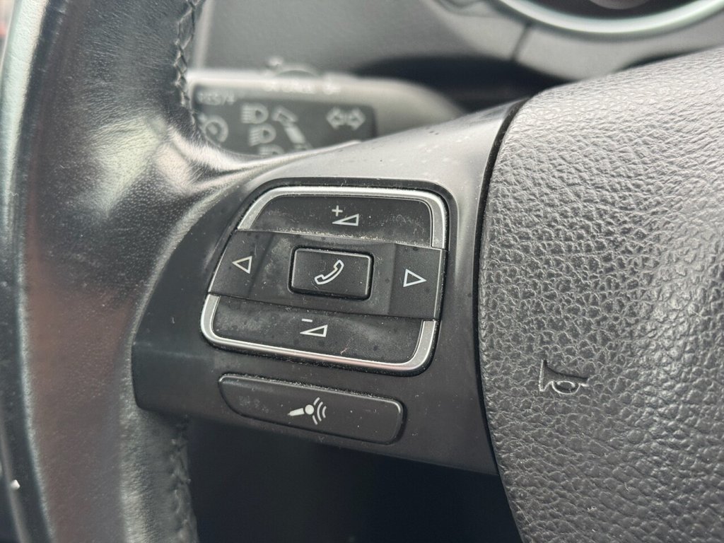 Used Volkswagen Golf 2012 for sale - 76962410: Photo 23