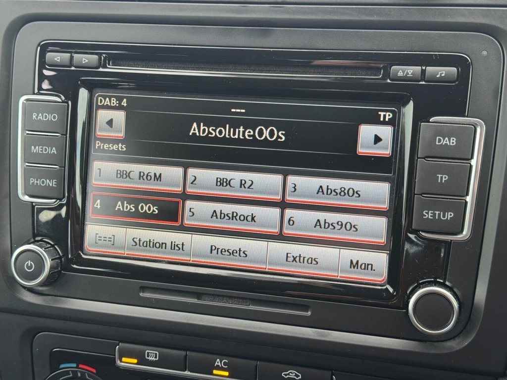 Used Volkswagen Golf 2012 for sale - 76962410: Photo 27