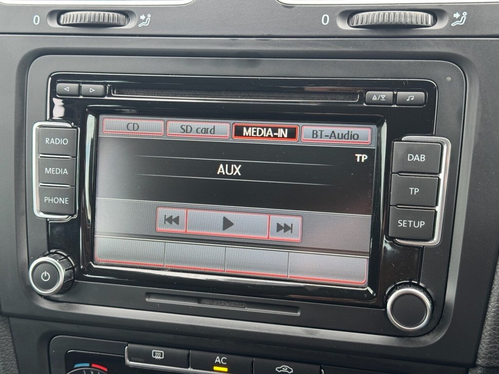 Used Volkswagen Golf 2012 for sale - 76962410: Photo 28