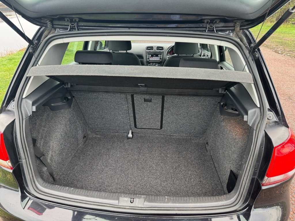 Used Volkswagen Golf 2012 for sale - 76962410: Photo 7