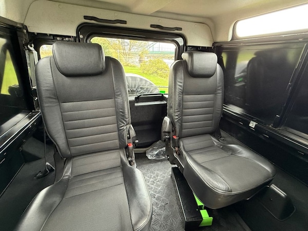 Used Land Rover Defender 2009 for sale - 76009425: Photo 13