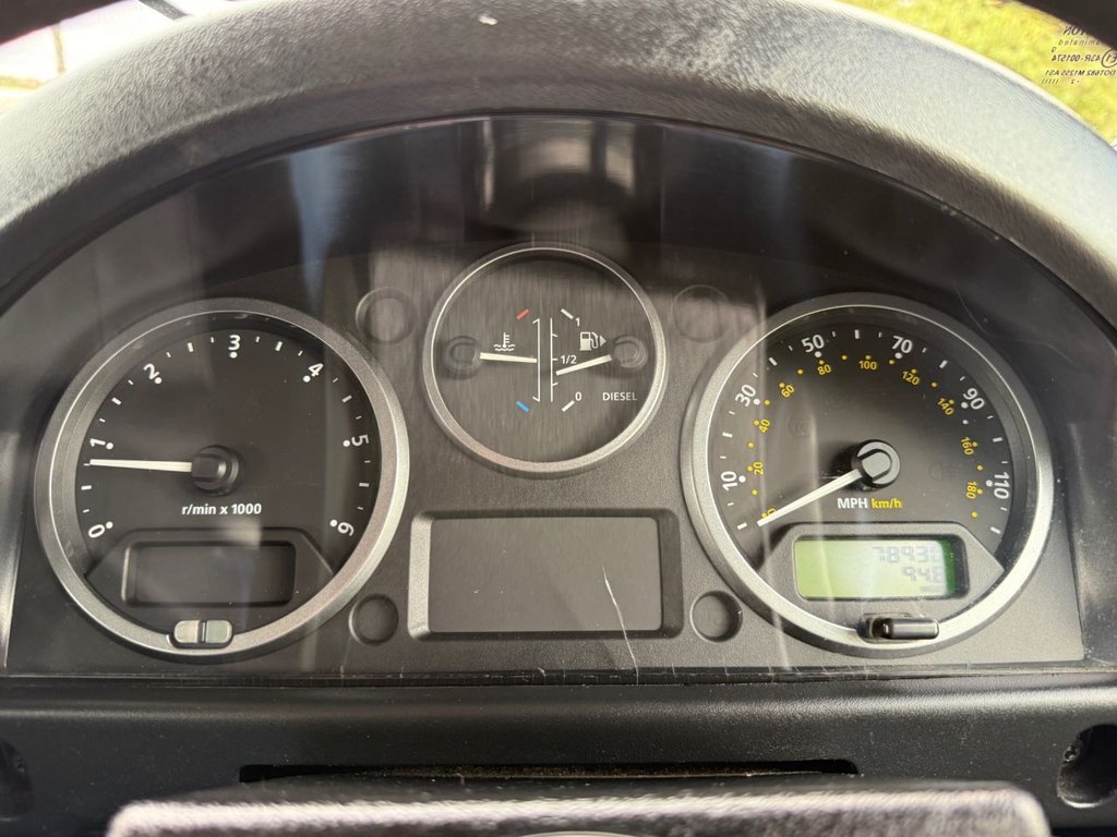 Used Land Rover Defender 2009 for sale - 76009425: Photo 15