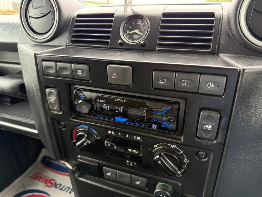Used Land Rover Defender 2009 for sale - 76009425: Photo 16