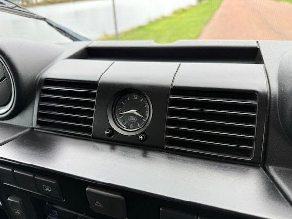 Used Land Rover Defender 2009 for sale - 76009425: Photo 17