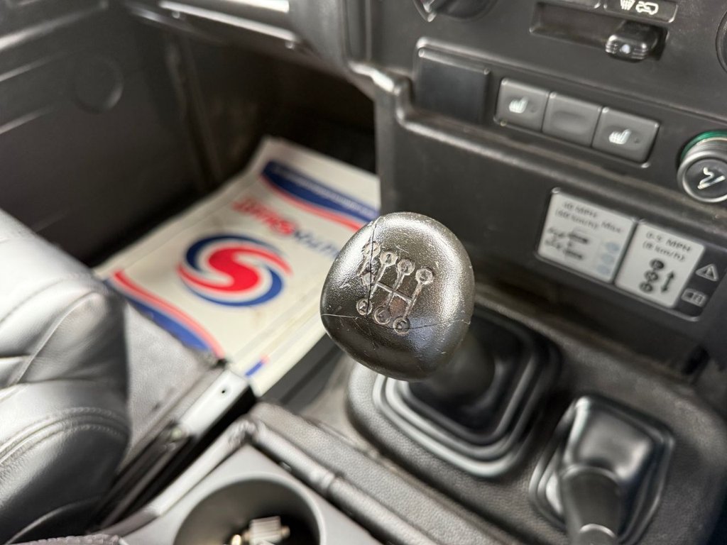 Used Land Rover Defender 2009 for sale - 76009425: Photo 19