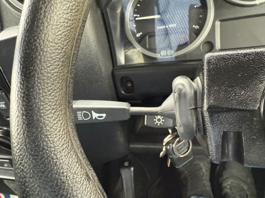 Used Land Rover Defender 2009 for sale - 76009425: Photo 22