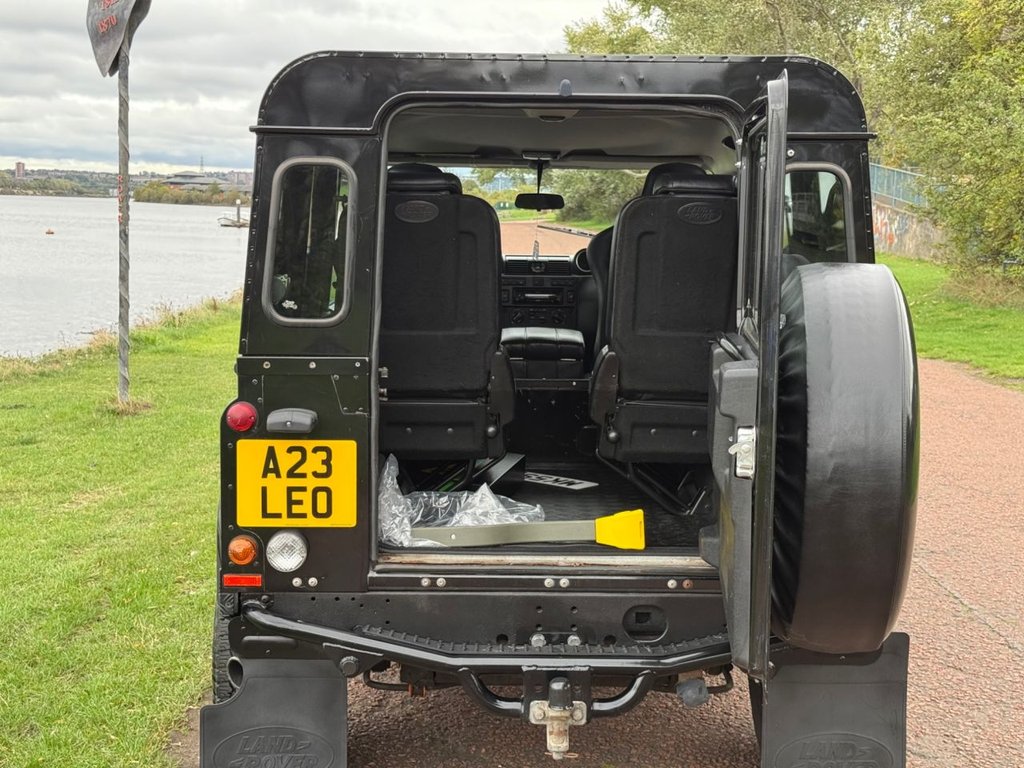 Used Land Rover Defender 2009 for sale - 76009425: Photo 6