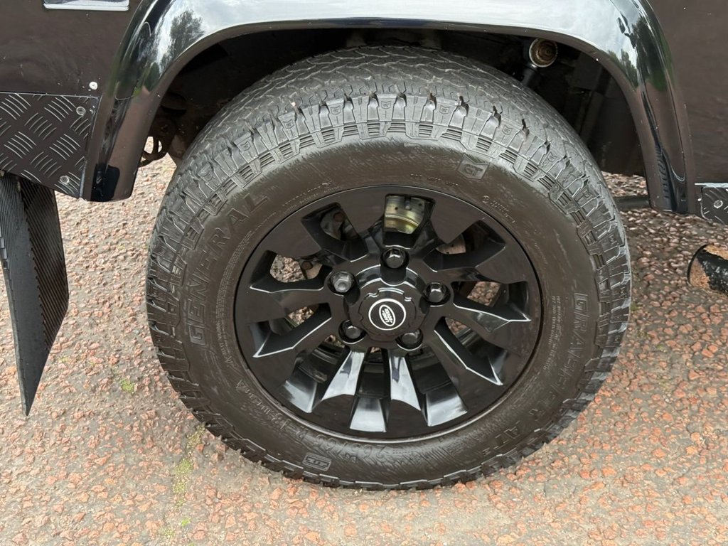 Used Land Rover Defender 2009 for sale - 76009425: Photo 8