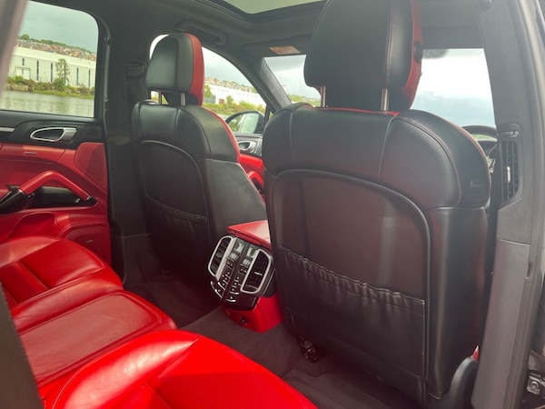 Used Porsche Cayenne 2015 for sale - 74893168: Photo 13