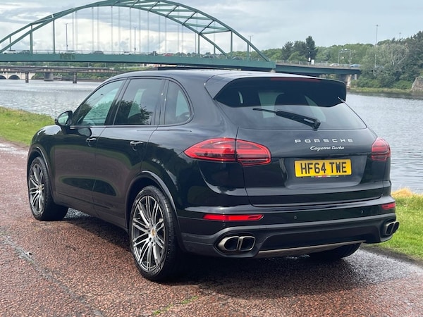 Used Porsche Cayenne 2015 for sale - 74893168: Photo 32