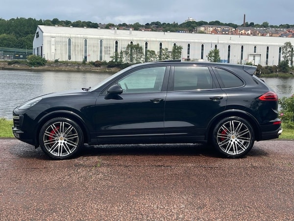 Used Porsche Cayenne 2015 for sale - 74893168: Photo 33
