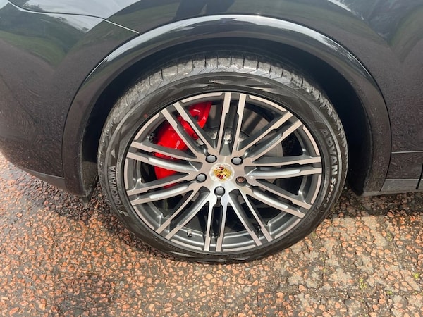 Used Porsche Cayenne 2015 for sale - 74893168: Photo 39