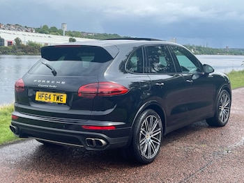 Used Porsche Cayenne 2015 for sale - 74893168: Photo