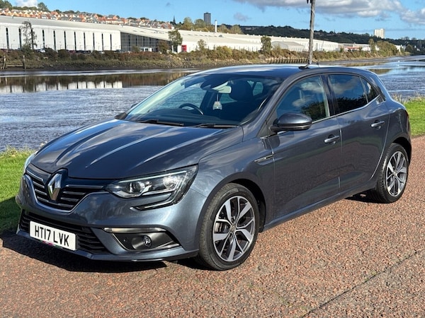 Used Renault Megane 2017 for sale - 76069003: Photo 24