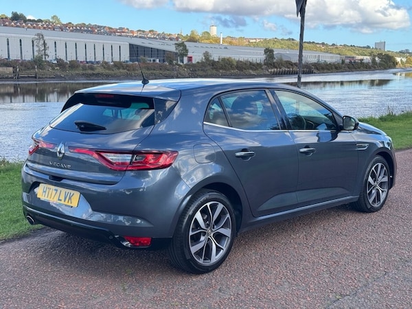 Used Renault Megane 2017 for sale - 76069003: Photo 4