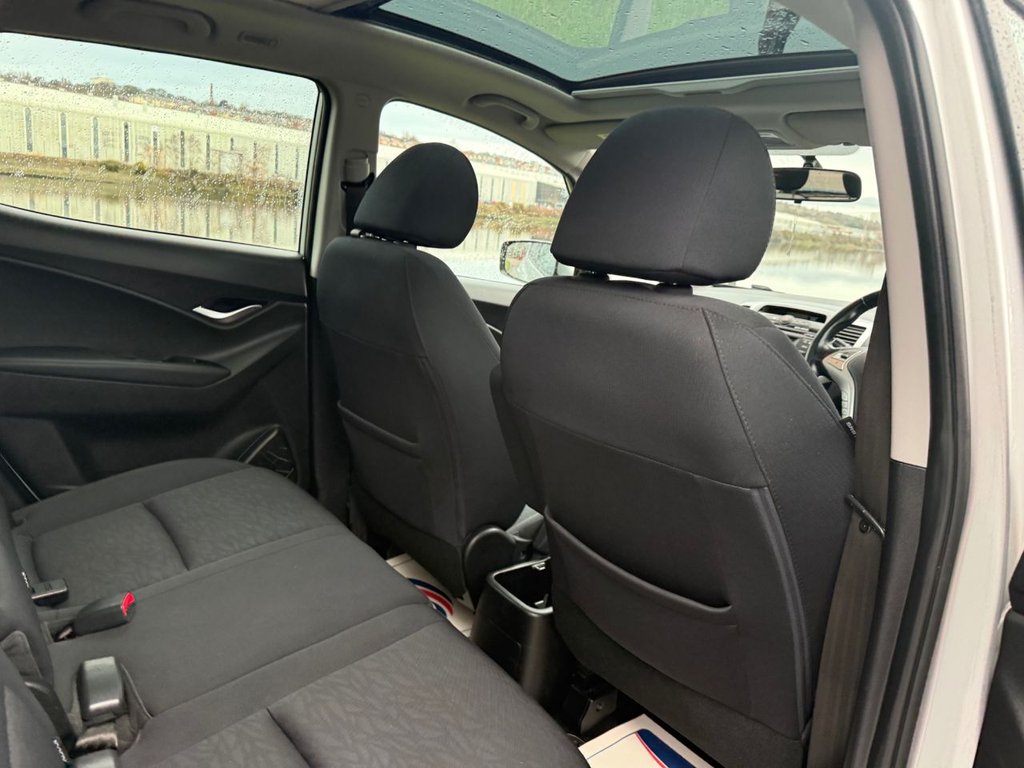 Used Hyundai Ix20 2015 for sale - 76923883: Photo 13