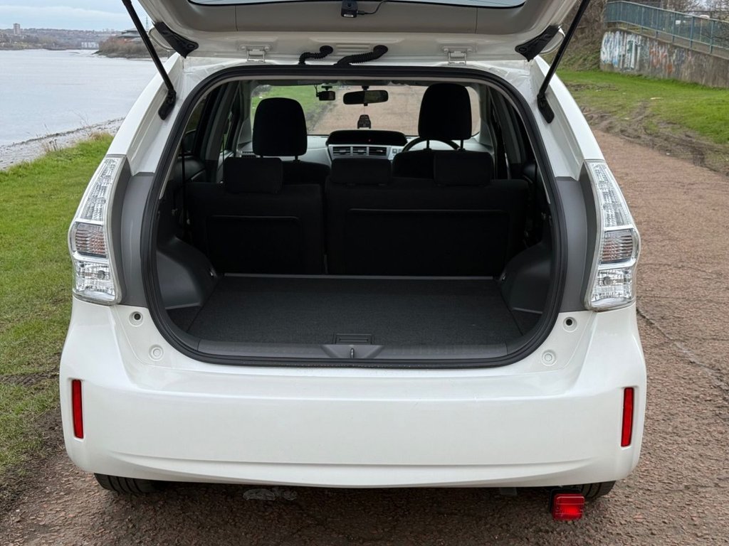 Used Toyota Prius 2026 for sale - 77621694: Photo 6