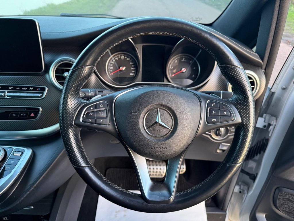 Used Mercedes-Benz V-Class 2017 for sale - 77835527: Photo 15