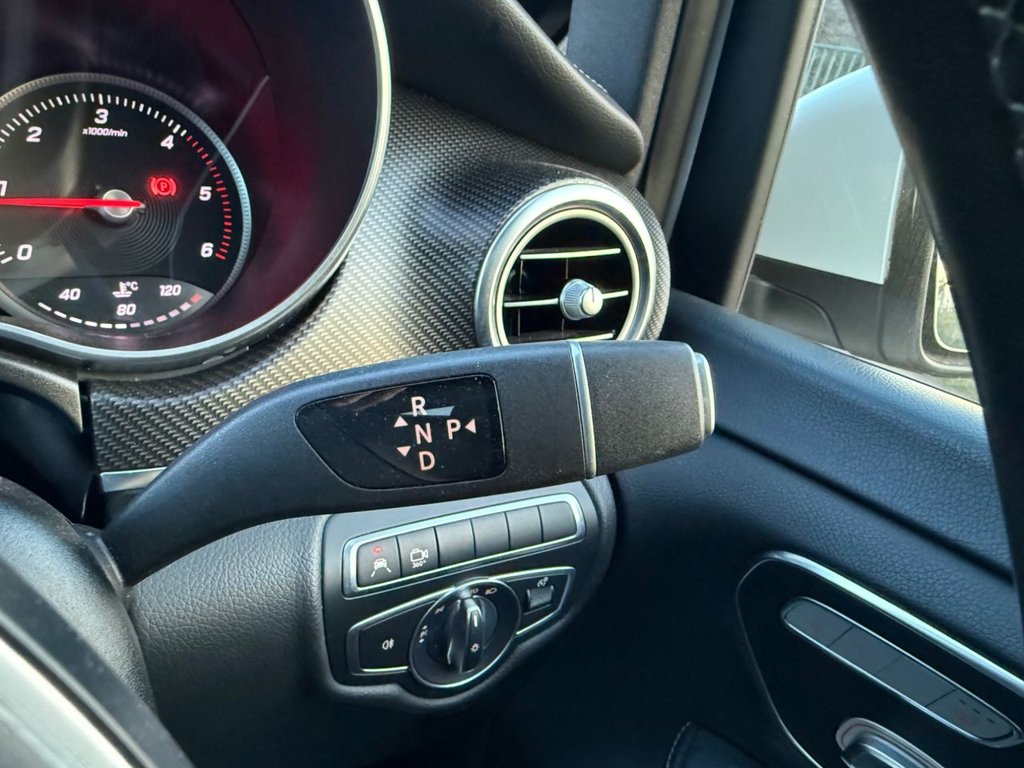 Used Mercedes-Benz V-Class 2017 for sale - 77835527: Photo 23