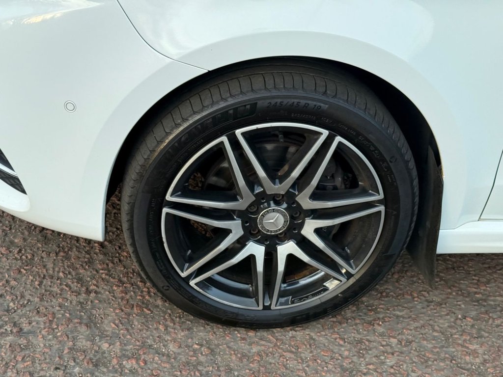 Used Mercedes-Benz V-Class 2017 for sale - 77835527: Photo 37