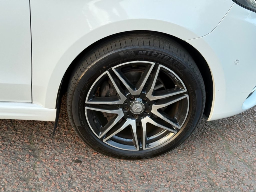 Used Mercedes-Benz V-Class 2017 for sale - 77835527: Photo 8