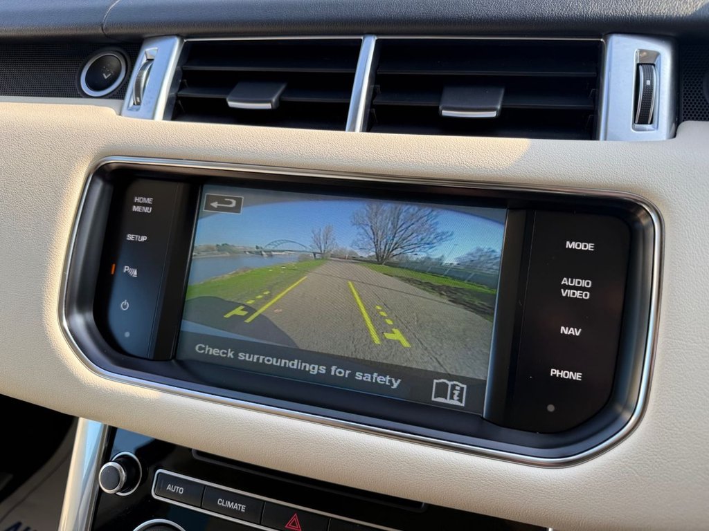 Used Land Rover Range Rover Sport 2015 for sale - 77780133: Photo 17