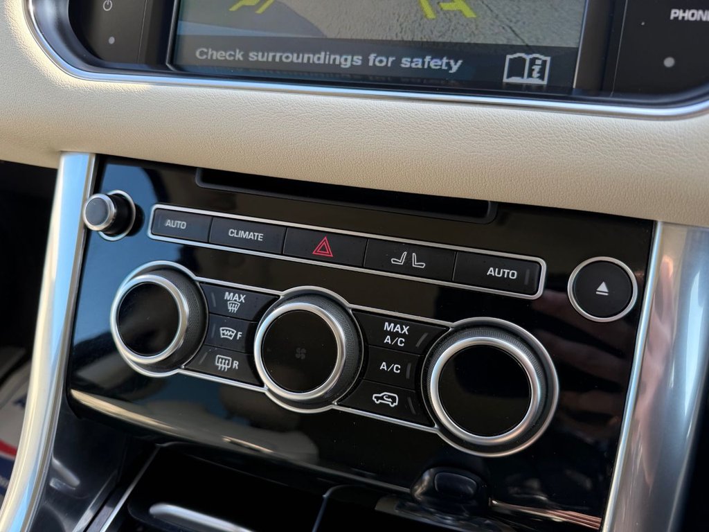 Used Land Rover Range Rover Sport 2015 for sale - 77780133: Photo 18