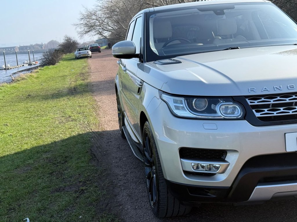 Used Land Rover Range Rover Sport 2015 for sale - 77780133: Photo 32