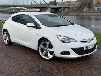 2012 (12) - 2.0 CDTi SRi Coupe 3dr Diesel Manual Euro 5 (s/s) (165 ps)