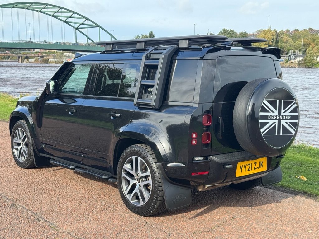 Used Land Rover Defender 2021 for sale - 76654820: Photo 25