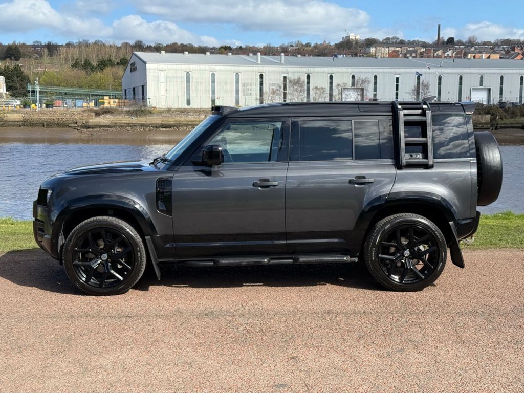 Used Land Rover Defender 2024 for sale - 78097021: Photo 29