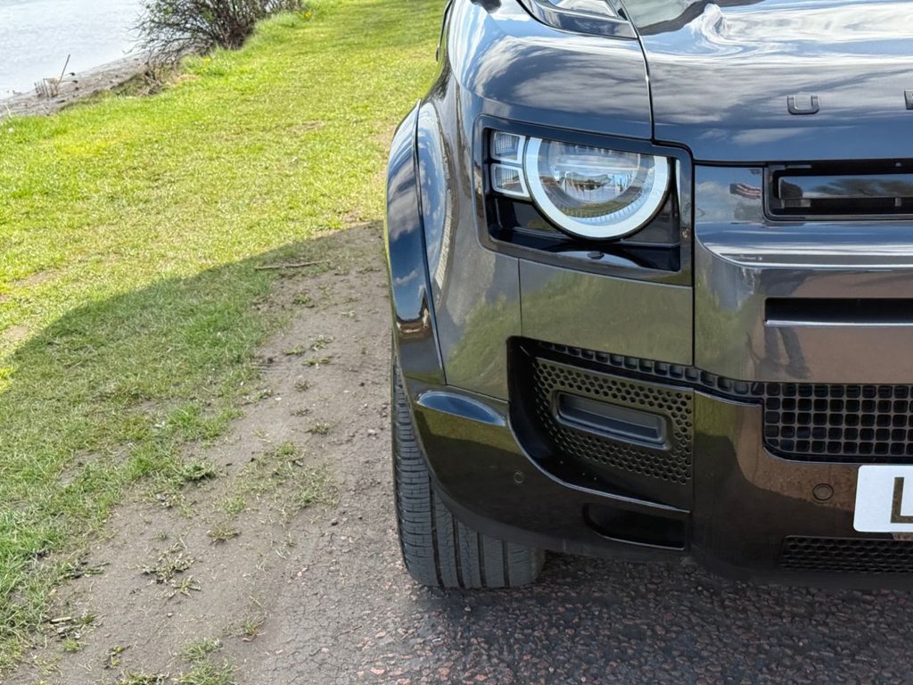 Used Land Rover Defender 2024 for sale - 78097021: Photo 32