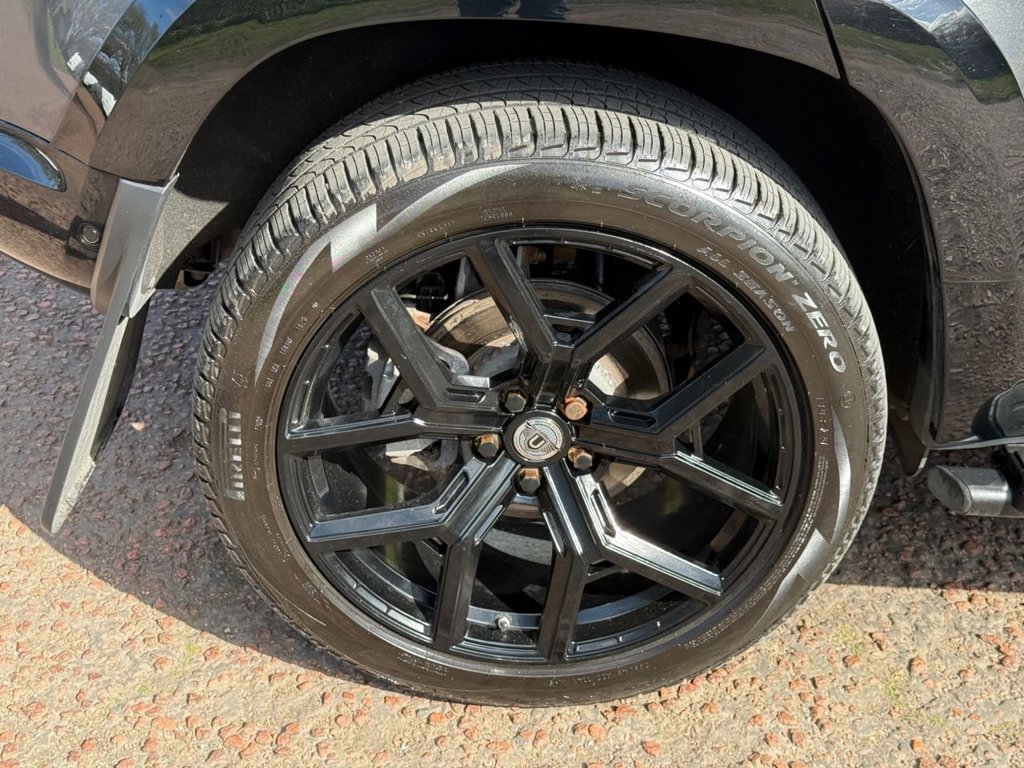 Used Land Rover Defender 2024 for sale - 78097021: Photo 7